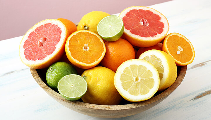 Oranges, Apples And Celery Can Make Your Pits Smell Better