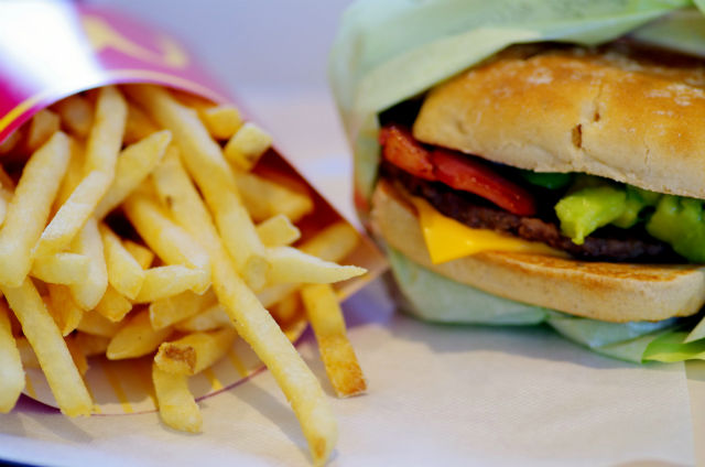 fast-food-overseas-is-healthier-why-is-the-us-so-far-behind