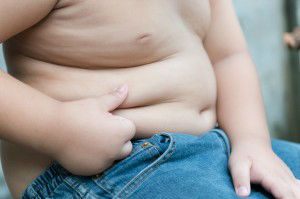 the size of stomach of children with overweight.