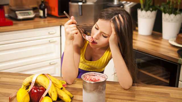 emotional eating junk food