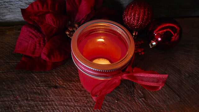 Sequins Painted Mason Jar Candle Feature Photo