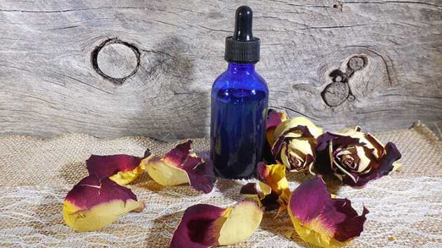 Anti-Aging Face Serum Feature Photo