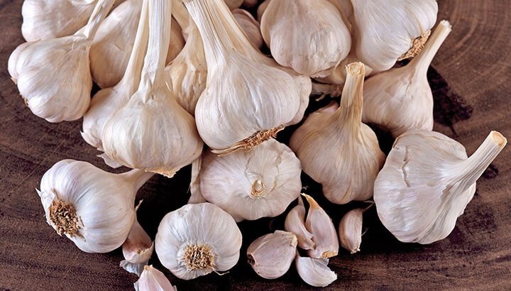 Garlic is one of the tastiest painkillers out there.