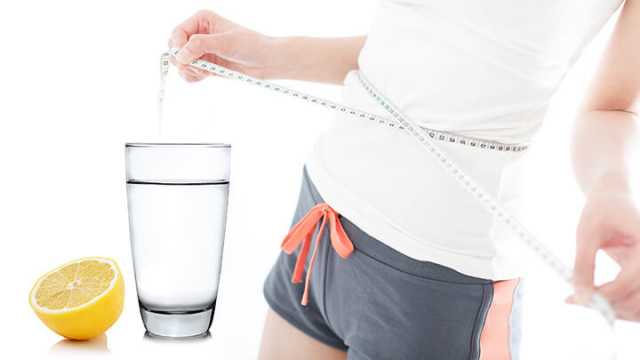 Add These 3 Things To Lemon Water To Drop Weight Fast