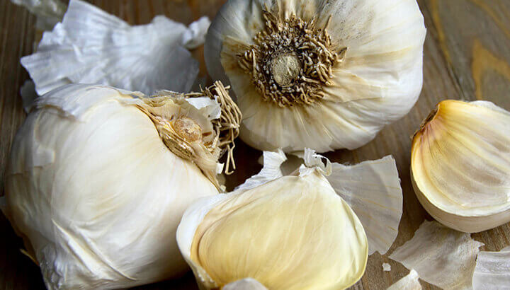 Garlic has been used since ancient times for treating chronic pain.