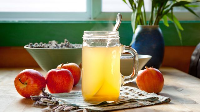 Hot apple cider vinegar and honey drink