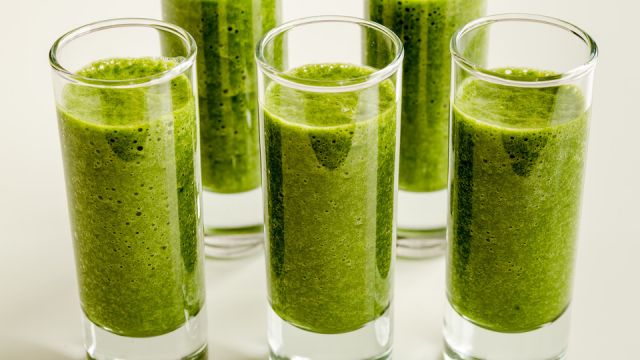 Green Spinach Kale Detox Smoothie